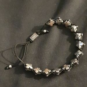 King baby studio macrame braceler